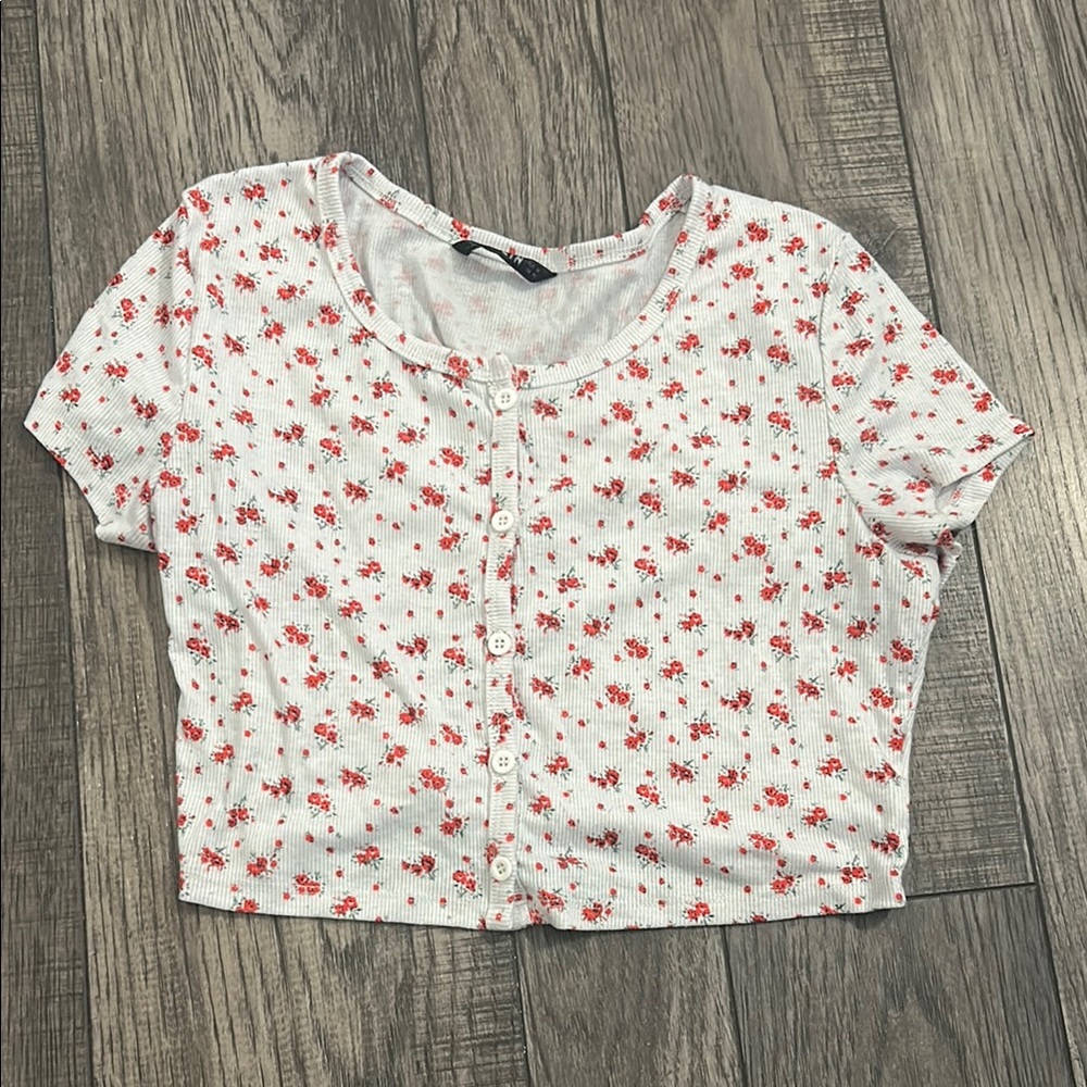 Shein Red and White Cropped Buttoned Blouse